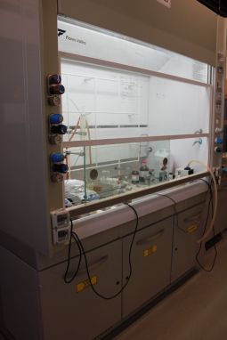 Laboratory 139 fume hood